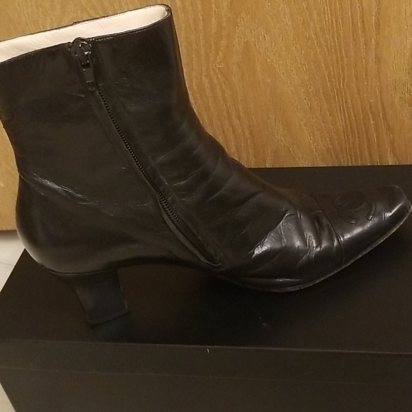 Chanel authentic ankle boots 🔥🔥 - Picture 7 of 15
